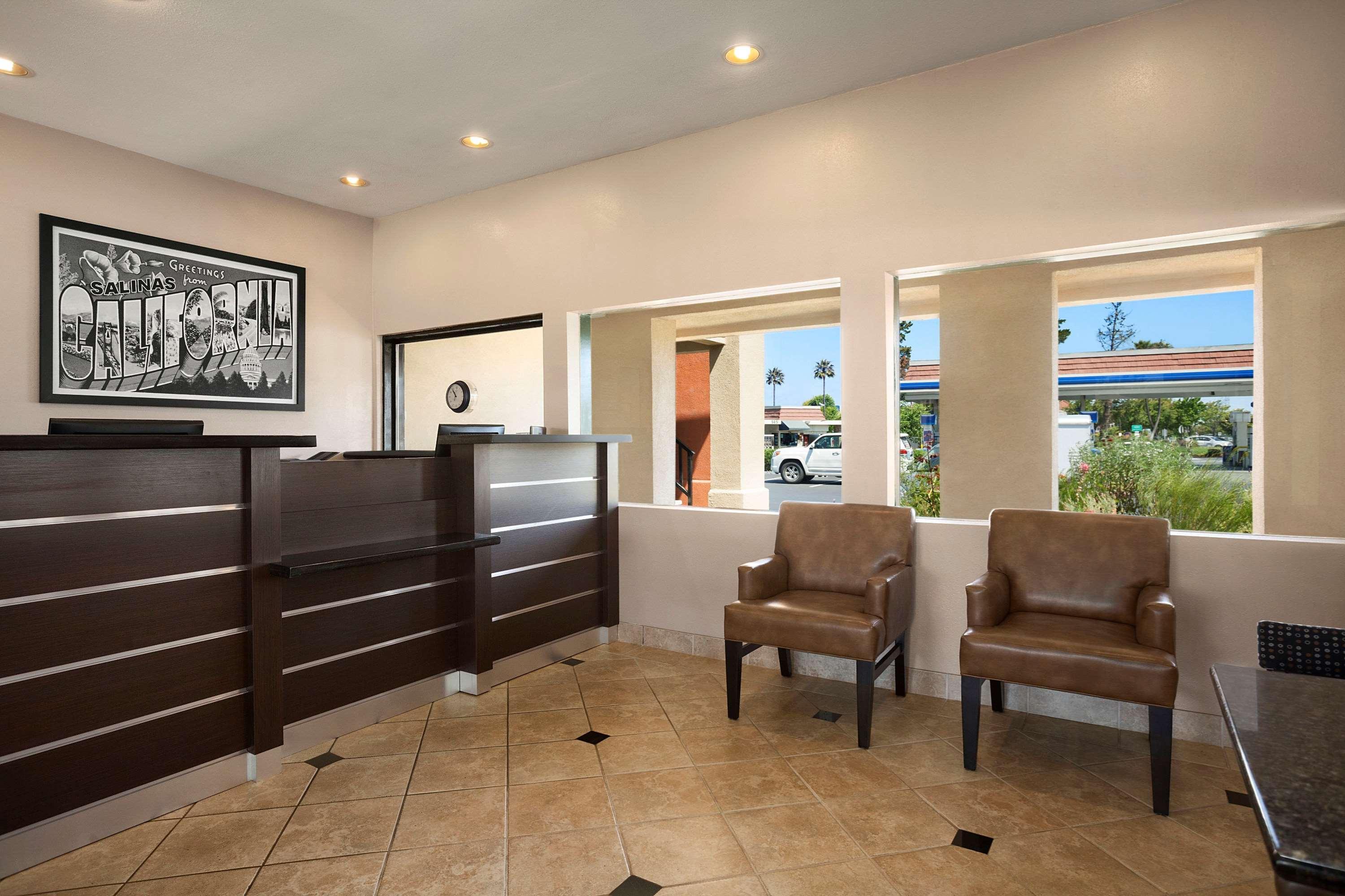 Super 8 By Wyndham Salinas Motel Luaran gambar